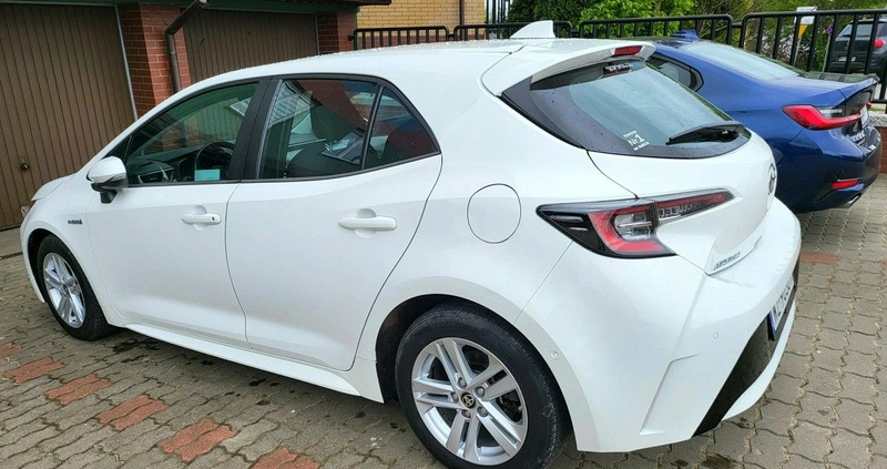 Toyota Corolla cena 67398 przebieg: 65000, rok produkcji 2020 z Bytom Odrzański małe 137